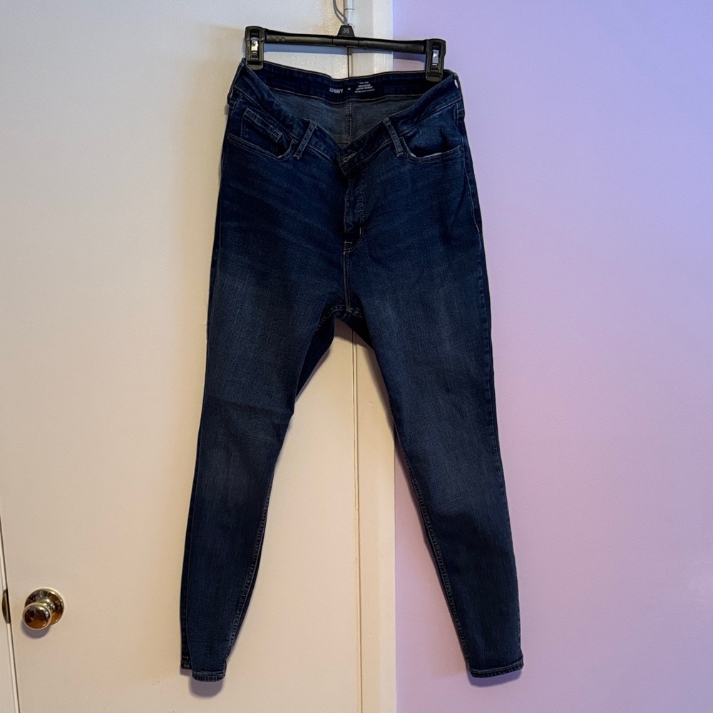 Old Navy Rockstar Super Skinny High-Rise Jeans Size 14 - Washed Blue